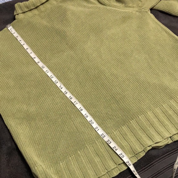 ⭐️ 5/$20 ⭐️ Eddie Bauer Cardigan - Picture 3 of 4